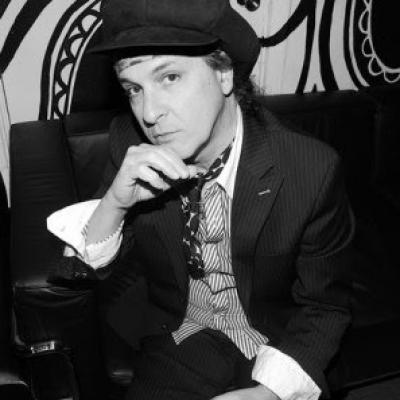 SYLVAIN SYLVAIN [USA] + THE NOISE FIGURES [GRECIA] live!